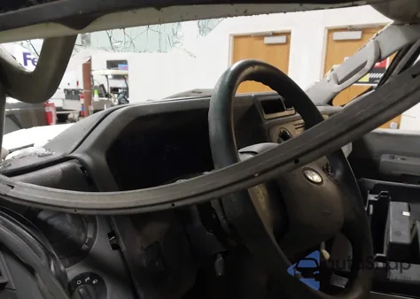 2013 Ford E-250 Commercial z USA, uszkodzony, nr VIN 1FTNS2EW5DDA88177